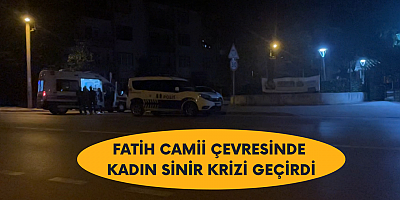 Fatih Camii Çevresinde Kadın Sinir Krizi Geçirdi