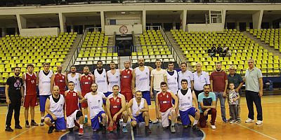 GENÇLERGÜCÜSPOR BASKETBOLDE HAZILRIK MAÇLARINI KAZANMAYA DEVAM EDİYOR  
