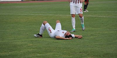 GÖKHAN KURUMUŞ’UN KAŞI DİKİLDİ