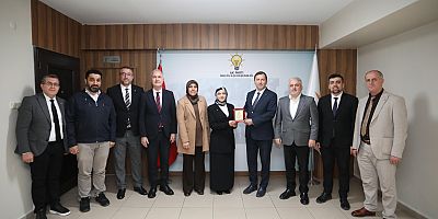 GÖZDE ÇELİK AK PARTİ AİLESİNE KATILDI