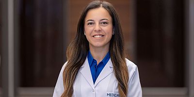 Güneşe karşı yüksek koruma için 30 faktörlük güneş kremi önerisi