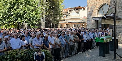 HAFIZ OSMAN NURİ KORKMAZ HOCA EFENDİ DUALARLA UĞURLANDI