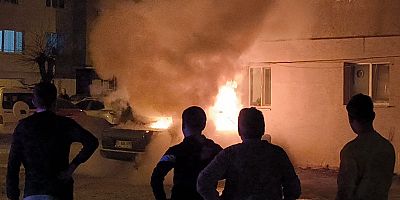 Hamidiye Mahallesinde Araç Yangını