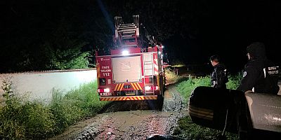 Hasanpaşa’da dere taştı, mahsur kalan vatandaş kurtarıldı 