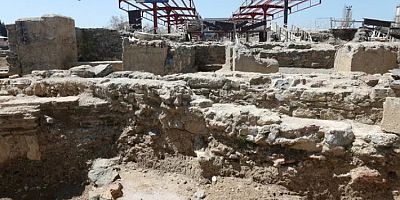 Haydarpaşa Garı'ndaki arkeolojik kazılarda 2 bin 400 yıllık anıt bulundu
