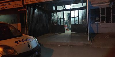 Hırsız çaldığı bakır kabloları atarak kayıplara karıştı
