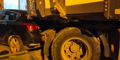 HORTUMU PATLAYAN TIR ŞÖFÖRÜ CANINI ZOR KURTARDI