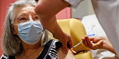 Huzurevleri, engelli ve yaşlı bakımevlerinde Covid-19 aşılaması başladı