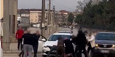 İftar saati sürücüler birbirine girdi