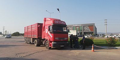 İKİZ PLAKALI TIR EMNİYETİ HAREKETE GEÇİRDİ