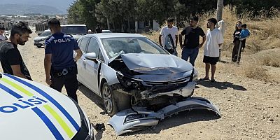 İnegöl Akhisar’da iki otomobil çarpıştı: 2 yaralı