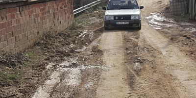 İNEGÖL BAHRİYE KÖYÜ SAKİNLERİ YOLLARIN BOZUKLUĞUNDAN ŞİKAYETÇİ