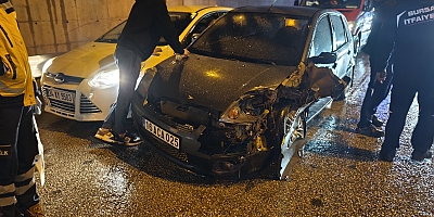 İnegöl-Bursa Karayolunda Üç Araçlı Kaza: 3 Yaralı