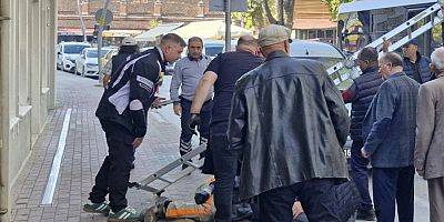 İNEGÖL’DE 4 METREDEN DÜŞEN 65 YAŞINDAKİ USTA YARALANDI