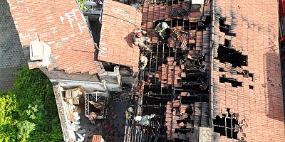 İnegöl’de Ahşap Binada Korkutan Yangın