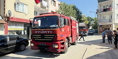 İnegöl’de Apartmanda Yangın: 2 Kişi Dumandan Etkilendi