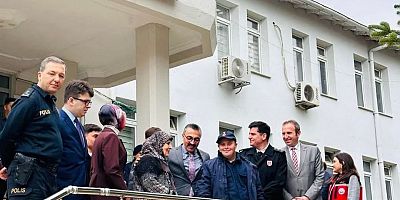 İnegöl’de asker olmak isteyen down sendromlu gence jandarmadan sürpriz