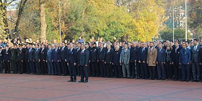 İNEGÖL'DE ATA'YA SAYGI