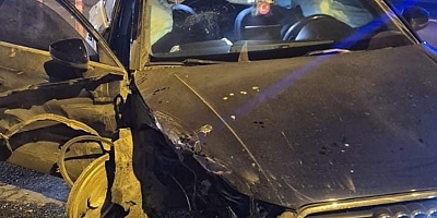 İnegöl’de Bariyerlere Çarpan Otomobilin Sürücüsü Ağır Yaralandı