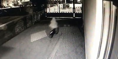 İnegöl'de bisiklet hırsızlığı kamerada 