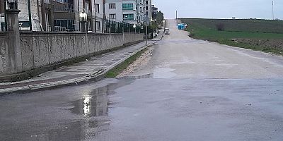 İnegöl’de  Bu Cadde Neden 7 Yıldır Aydınlatılmıyor?