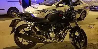 İnegöl'de çaldığı motosiklet ile kaçmaya çalışan şüpheli kovalamacanın ardından yakalandı