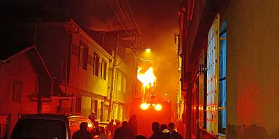 İnegöl’de Çatı Katında Yangın Paniği