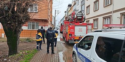 İNEGÖL’DE ÇATI YANGINI PANİĞİ