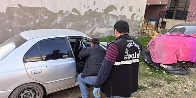 İnegöl’de emanet ettiği aracı, kurşunlandığını görünce şok geçirdi