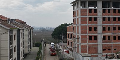 İnegöl’de Erkek Yurdu İnşaatında İntihar Girişimi Paniği
