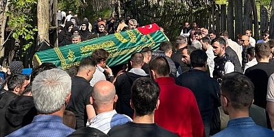 İnegöl’de  feci kazada hayatını kaybeden genç sürücü toprağa verildi