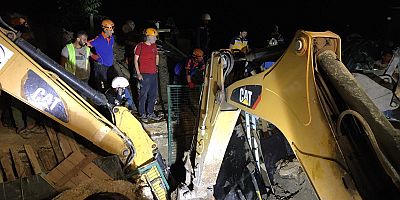 İnegöl'de göçük altında can pazarı