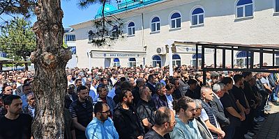 İnegöl’de Gözyaşlarıyla Uğurlandı: