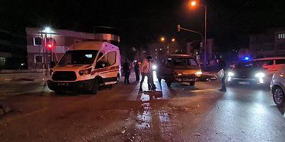 İnegöl'de İki Araç Kazaya Karıştı: 2 Yaralı