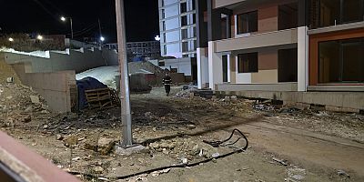 İnegöl’de İnşaatın Bekçisi Çöp Yakması Tepki Çekti