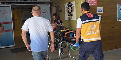     İnegöl’de İnşaattan Düşen Tuğlalar 2 İşçiyi Yaraladı