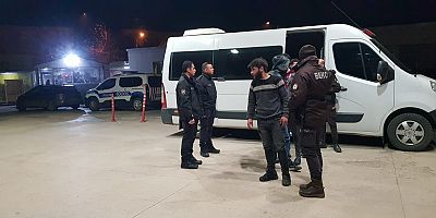 İnegöl’de kaçak göçmen operasyonları sürüyor 13 kişi sınır dışı edilecek