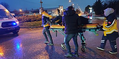 İnegöl'de Kamyonet ile Motosiklet Çarpıştı: 1 Yaralı