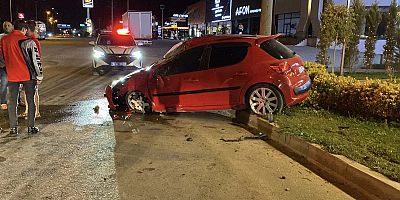İnegöl’de kontrolden çıkan otomobil takla attı: 1 yaralı