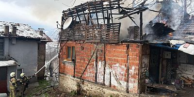 İnegöl’de korkutan yangın: tek katlı ev küle döndü