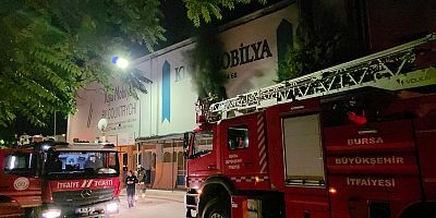 İnegöl’de Mobilya İmalathanesinde Yangın Paniği