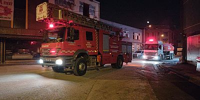 İnegöl'de Mobilya İmalathanesinden Duman Paniği