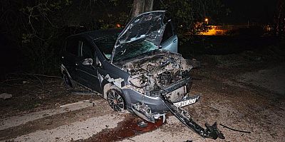 İnegöl’de Motosiklet ile Otomobil Çarpıştı: 2 Ağır Yaralı