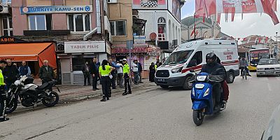 İnegöl’de Motosiklet Yayaya Çarptı: 1 Yaralı