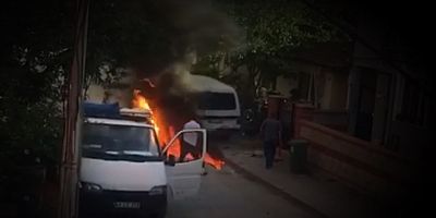 İnegöl'de motosikletin alev aldığı anlar kameraya yansıdı 