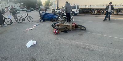 İnegöl’de Motosikletler Kafa Kafaya Çarpıştı: 1’i Ağır 2 Yaralı