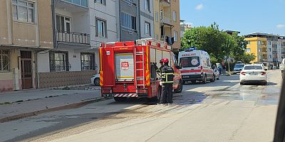İnegöl’de Odaya Kilitlenen Çocuk İtfaiye Tarafından Kurtarıldı