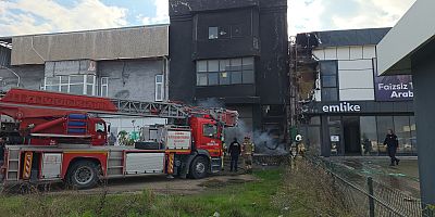 İnegöl’de OSB Girişindeki Elektrik Trafo Patlaması Paniğe Neden Oldu