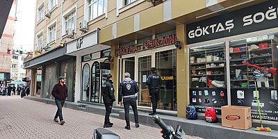 İnegöl’de Otel Odasında Ölü bulundu 