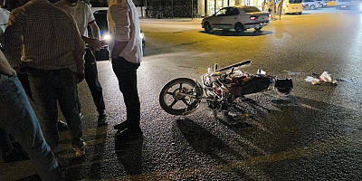 İnegöl’de Otomobil ile Motosiklet Çarpıştı: 1 Ağır Yaralı